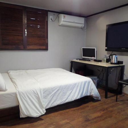 Hotel Grim Jongno Сеул Экстерьер фото