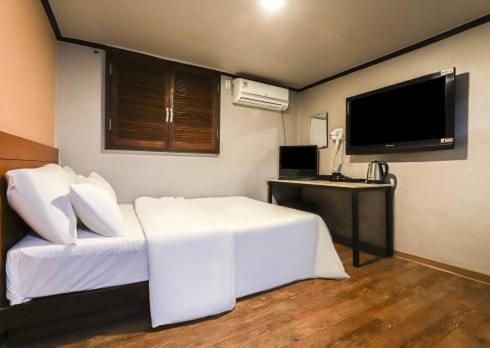 Hotel Grim Jongno Сеул Экстерьер фото